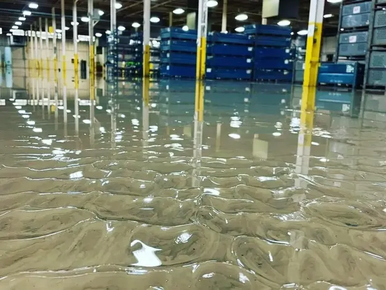 Commercial water damage restoration in a Santee, CA business